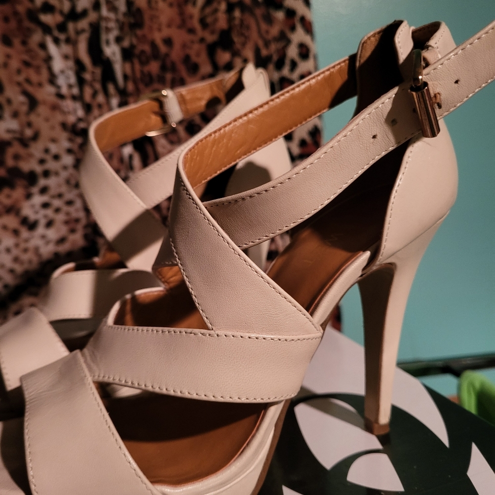 Nine West Make Waves Heel